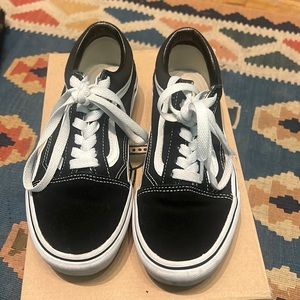 Vans sneakers women’s size 6 US